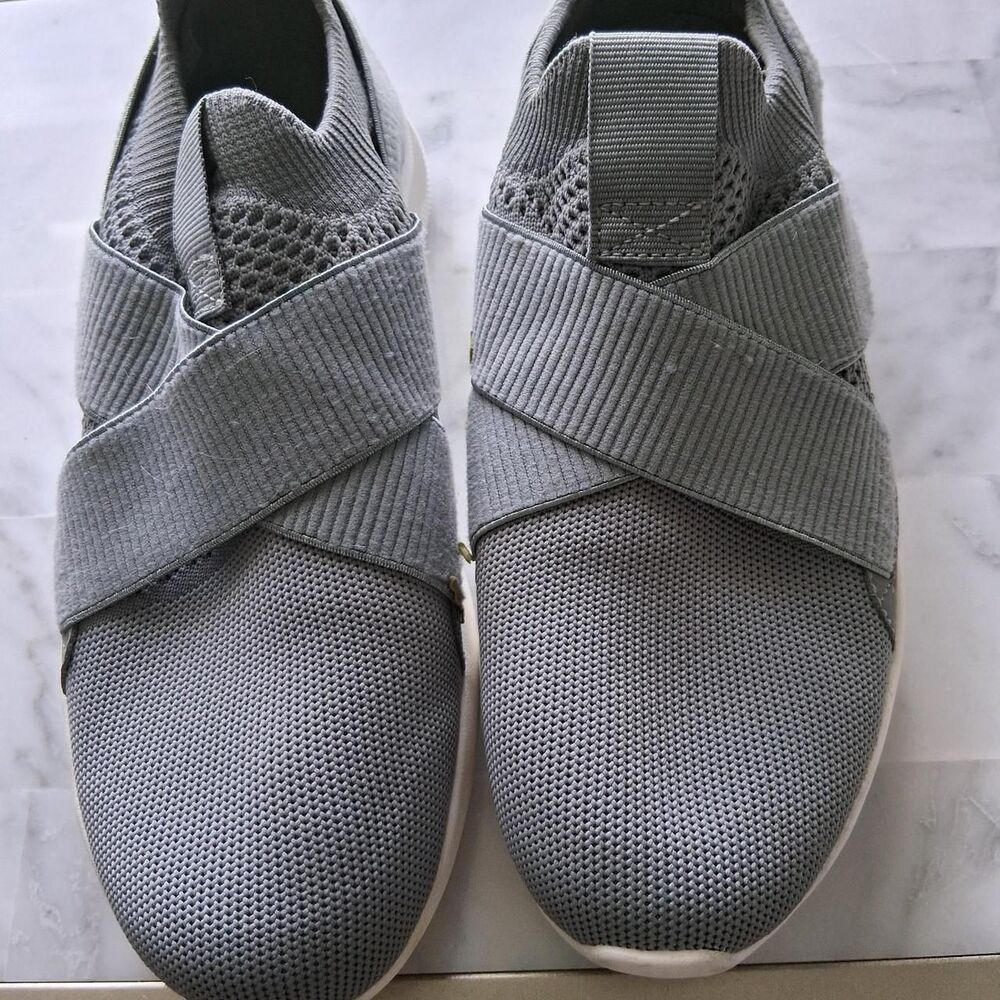 Skechers Women's Grey Footwear